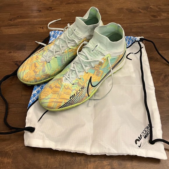 Men’s size 10 Nike Air Superfly Elite 9 Indoor Soccer Shoes - Picture 9 of 10